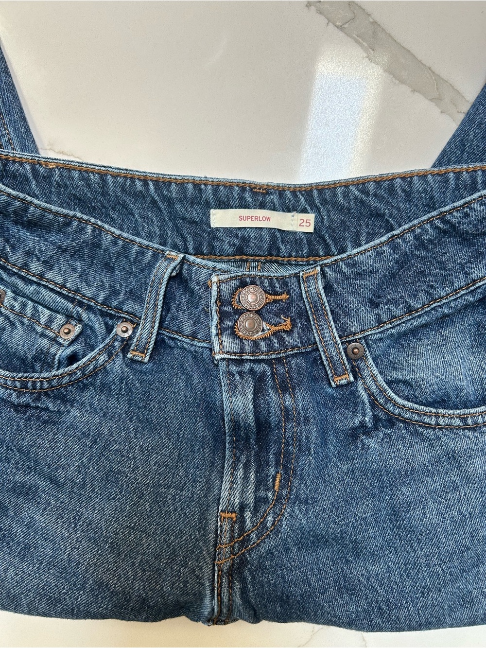 Levi’s super low loose fit size 25 - Picture 8 of 9